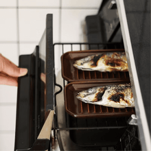 Load image into Gallery viewer, Meister Hand Long Baking Pan - 마이스터 핸드 긴 베이킹 접시