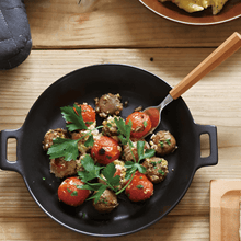 Load image into Gallery viewer, Meister Hand Dish & Baker Handle Plate - 마이스터 핸드 디쉬 앤 베이커 손잡이 접시