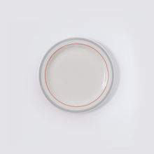 Load image into Gallery viewer, Kanesuzu Fog Plate - 카네수즈 포그 접시