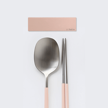 Load image into Gallery viewer, Dalkom Spoon, Chopstick & Rest Set - 달콤 수저와 수저받침 세트