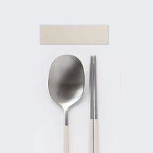 Load image into Gallery viewer, Dalkom Spoon, Chopstick & Rest Set - 달콤 수저와 수저받침 세트