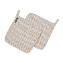 Load image into Gallery viewer, Meema Kitchen Quilted Pot Holders (Set of 2) - 미마 냄비장갑