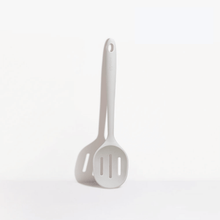 Load image into Gallery viewer, Sillymann Platinum Silicone Harmony PLUS Skimmer Spoon - 실리만 프리미엄 실리콘 스키머 스푼 (플러스 사이즈)