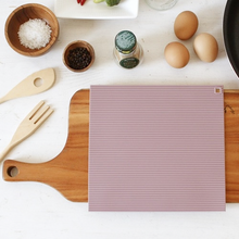 Load image into Gallery viewer, Platinum Silicone Rice Roller - 플래티넘 실리콘 김밥말이