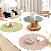 Load image into Gallery viewer, Le’enmi Flower Placemat - 르엔미 양면 방수 플라워 가죽테이블매트