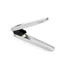 Load image into Gallery viewer, Triangle Garlic Cutter & Press Duo- 독일 트라이앵글 마늘 다지기