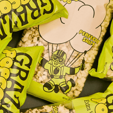 Load image into Gallery viewer, Graza Extra Virgin Olive Oil Popcorn - 그라자 엑스트라 버진 올리브 오일 팝콘 (Best By: Dec. 2025)
