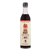 Load image into Gallery viewer, Red Boat Fish Sauce 40°N - 레드보트 멸치액젓

