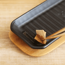 Load image into Gallery viewer, Meister Hand Long Baking Pan - 마이스터 핸드 긴 베이킹 접시
