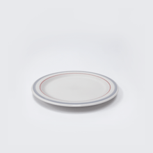 Load image into Gallery viewer, Kanesuzu Fog Plate - 카네수즈 포그 접시
