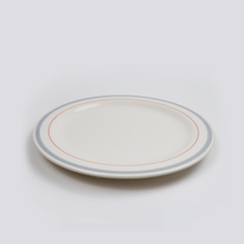 Load image into Gallery viewer, Kanesuzu Fog Plate - 카네수즈 포그 접시
