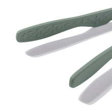 Load image into Gallery viewer, Platinum Silicone Mini Tongs - 플래티넘 실리콘 미니 집게
