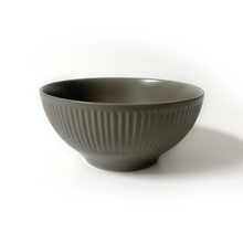 Load image into Gallery viewer, Kimsunghun Ceramics Udon Bowl - 김성훈 도자기 면기
