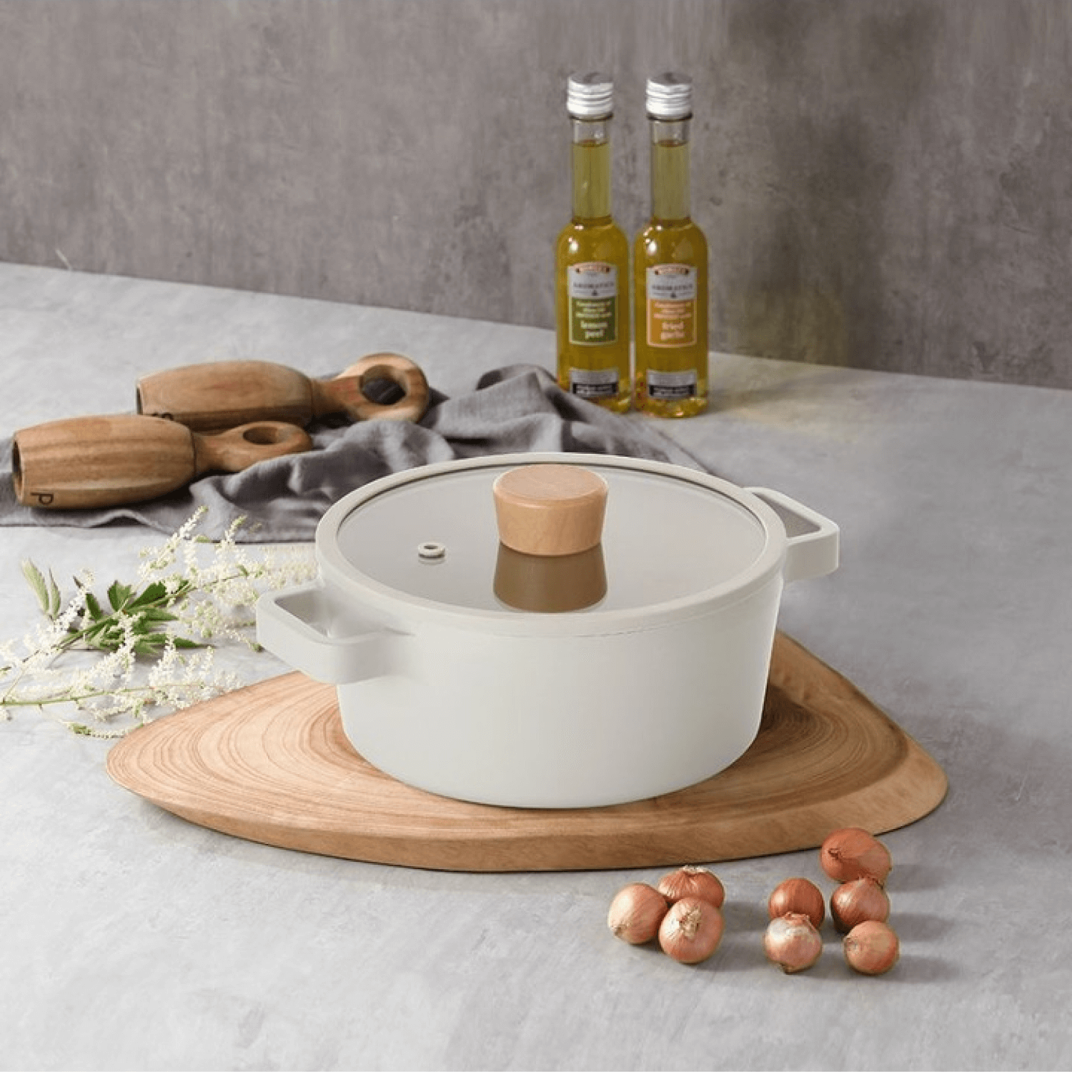 Neoflam Non-Stick Aluminum Stock Pot with Lid