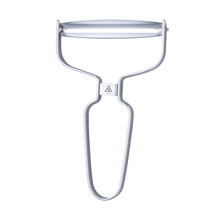 Load image into Gallery viewer, Triangle Stainless Steel Peeler, VAR, Types - 독일 트라이앵글 스테인레스 필러
